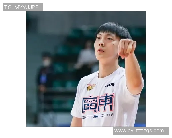 广东3音讯！朱芳雨回购潜力前锋，徐杰实锤当外援，胡明轩坐主桌